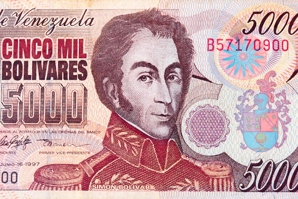 Simón Bolívar atuou diretamente para as independências da Colômbia, Venezuela, Peru e Bolívia.
