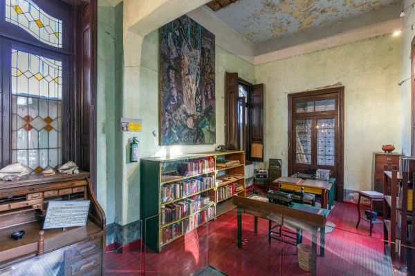 Interior de uma das casas em que Trotsky residiu no México.[2]