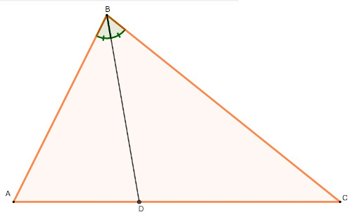  Triângulo ABC em cor bege com bordas laranjas e ângulo indicado em verde sendo traçado por uma bissetriz BD.