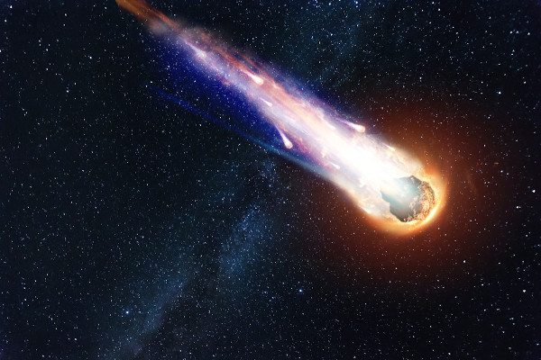 Um meteoro consiste em um fenômeno luminoso provocado pela entrada de um corpo em alta velocidade na atmosfera terrestre.