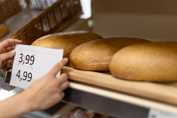 Aumento do valor do pão resultante da alta da inflação