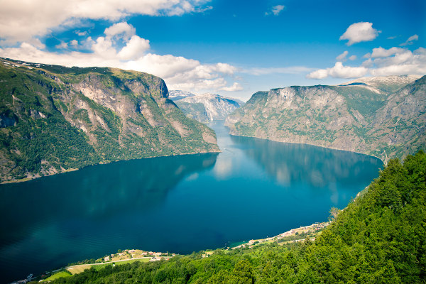 Fiorde de Sogn, na Noruega.