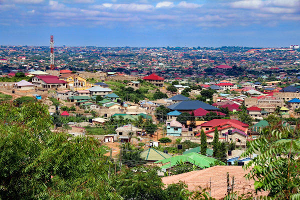 Paisagem de Acra, capital de Gana.