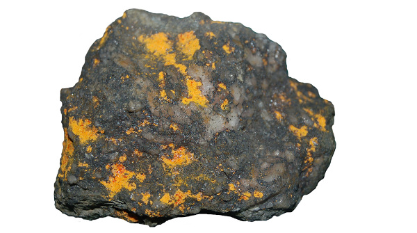Amostra do mineral realgar, um dos minerais onde o arsênio pode ser encontrado.