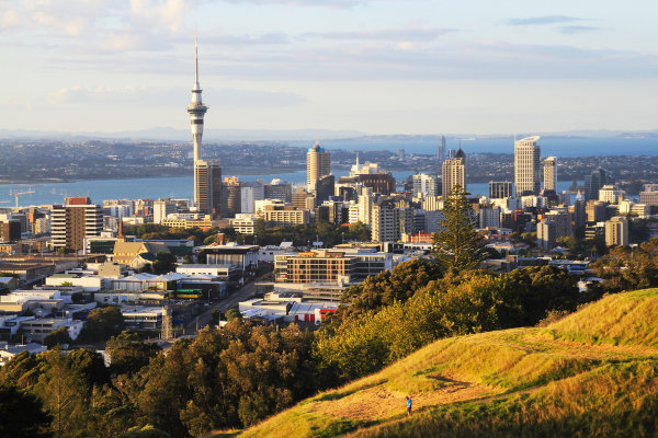Vista da cidade Auckland, a cidade mais populosa da Nova Zelândia.