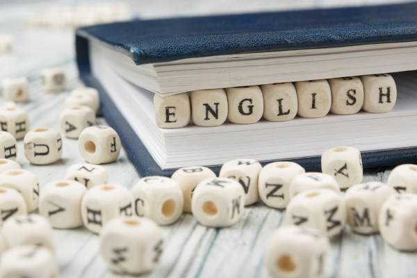 Se você sabe o que PLAY significa, o inglês já faz parte da sua vida.  Quantas palavras em inglês você usa… em 2023