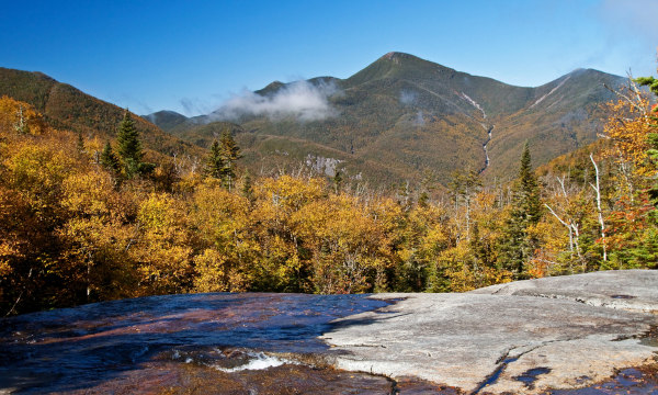 Paisagem natural das montanhas Adirondack, no norte do estado de Nova York.