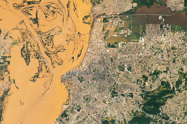Porto Alegre em 8 de maio de 2024, após as enchentes que aconteceram no Rio Grande do Sul.