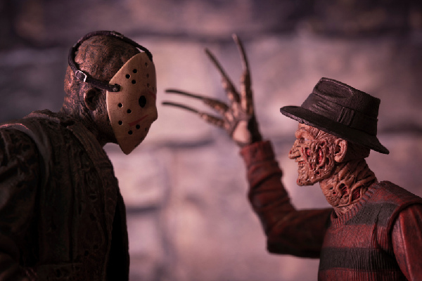 Freddy Krueger e Jason Voorhees, os principais protagonistas de filmes ligados à sexta-feira 13.