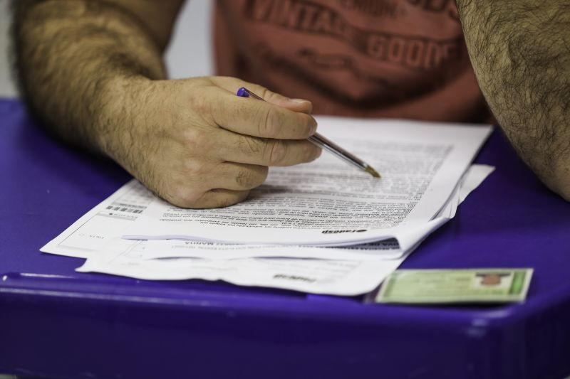 Candidato em dia de prova do Encceja