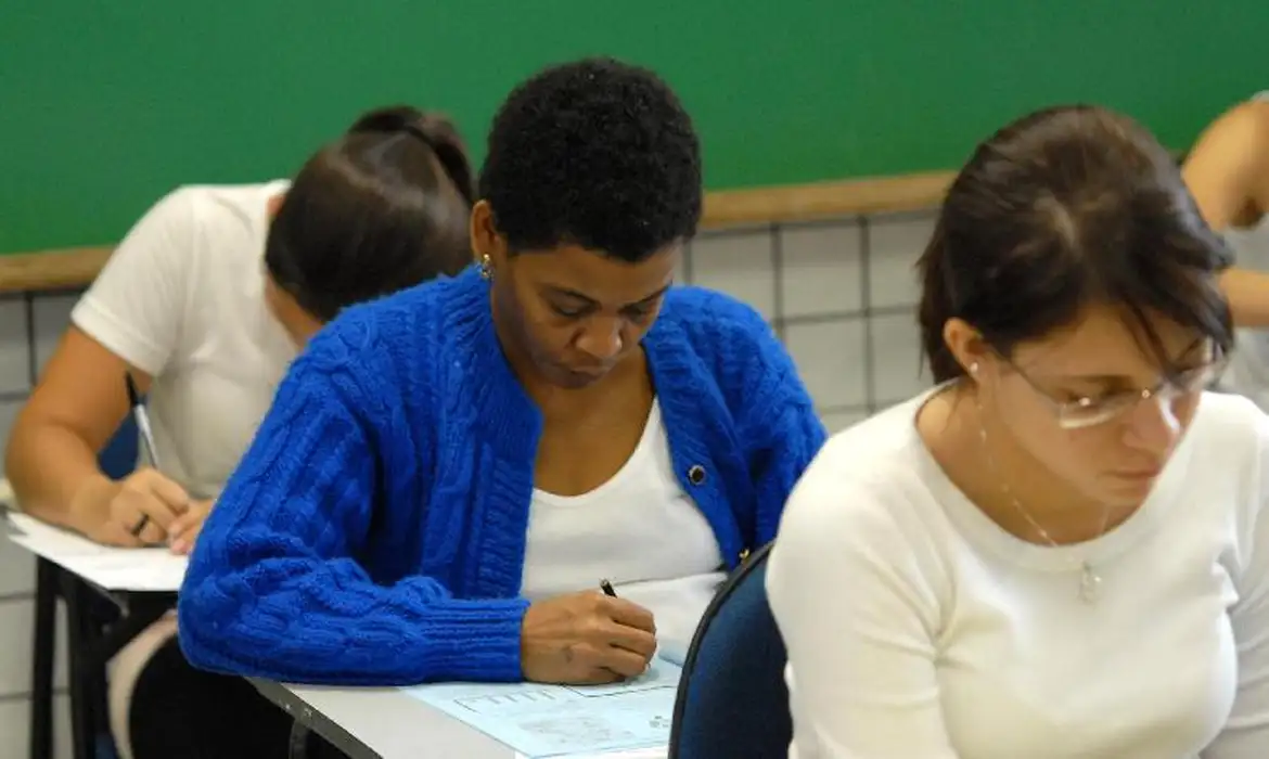 Candidatas em dia de prova do Encceja