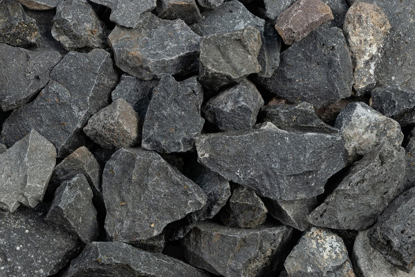 Basalto, um tipo de rocha ígnea.