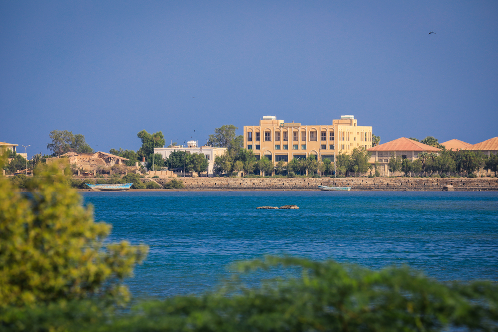 Vista para a área portuária de Massawa, na Eritreia.