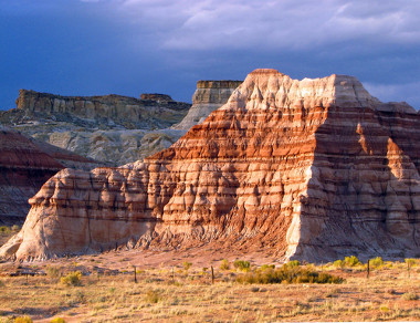 As áreas formadas por rochas sedimentares tendem a estruturar-se em camadas (extratos)