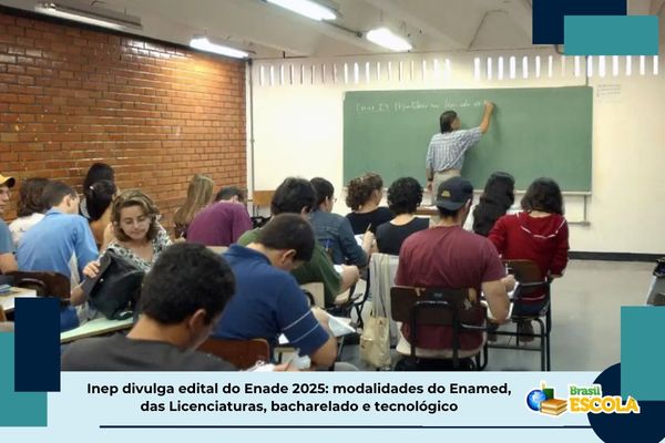 Estudantes em sala de aula